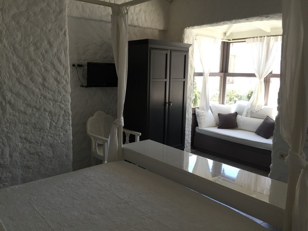 Отель Ala - Special Category (adults Only) 4*